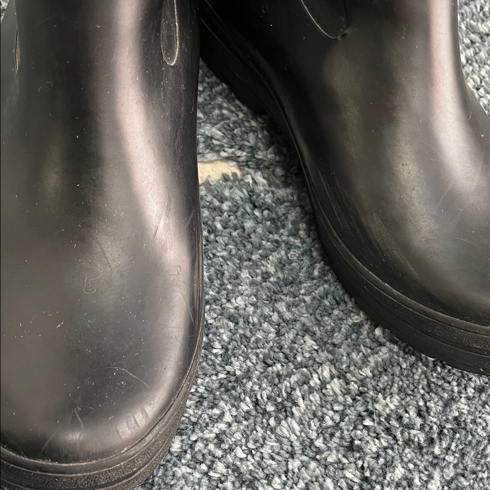 Helly Hansen Black Rain Boots - Picture 8 of 8